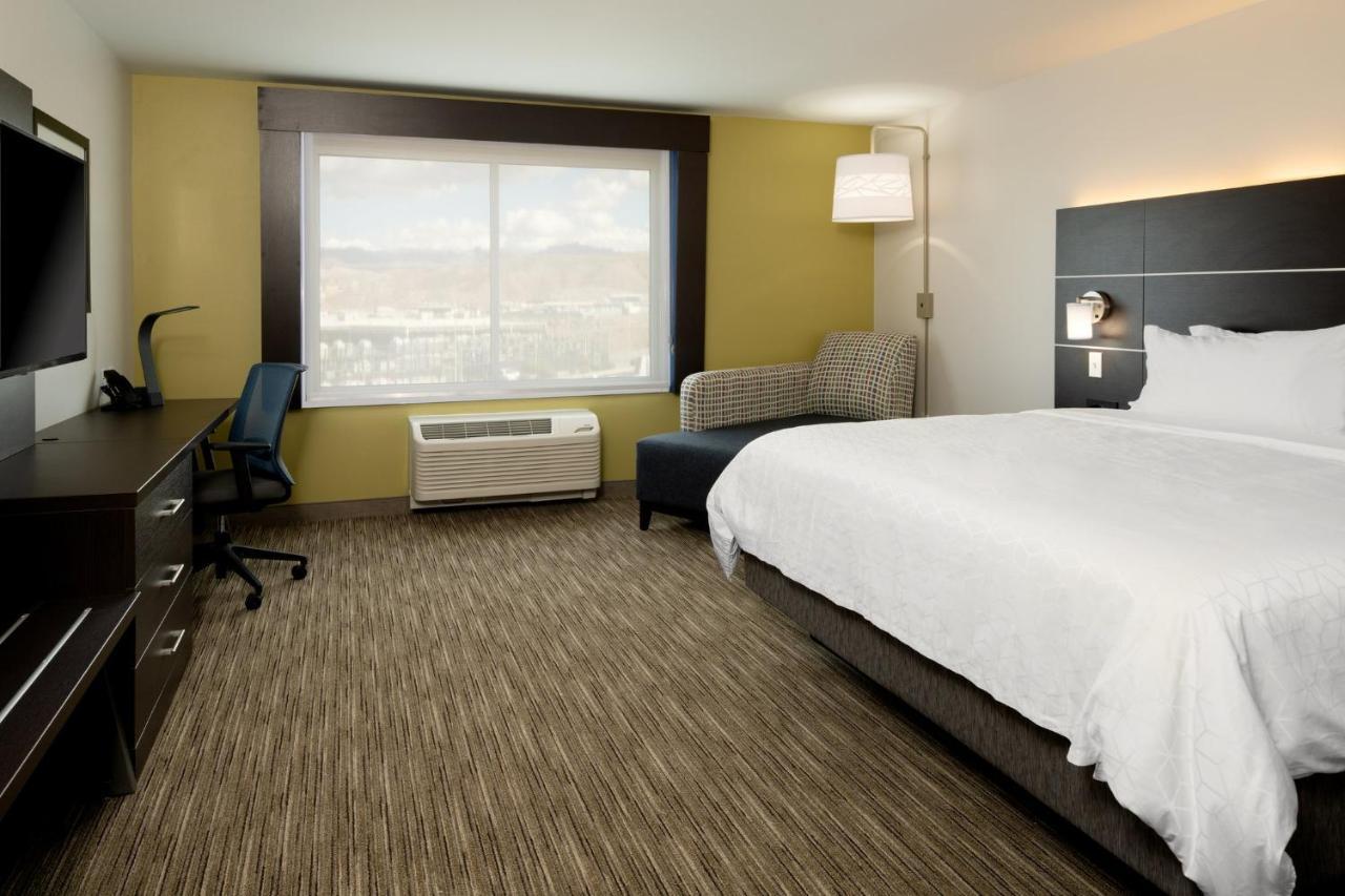 Holiday Inn Express & Suites - Bullhead City By Ihg Eksteriør billede